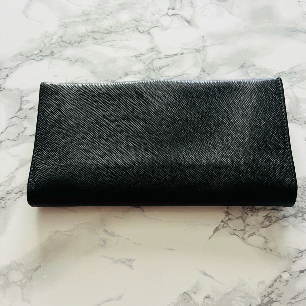 Salvatoree Ferragamo Wallet - Black