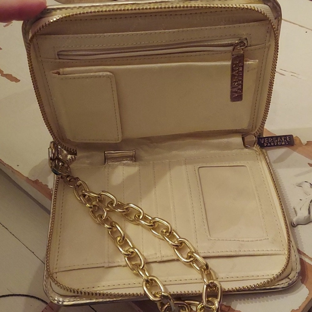 🆕 VERSACE CLUTCH/WRISTLET NWT