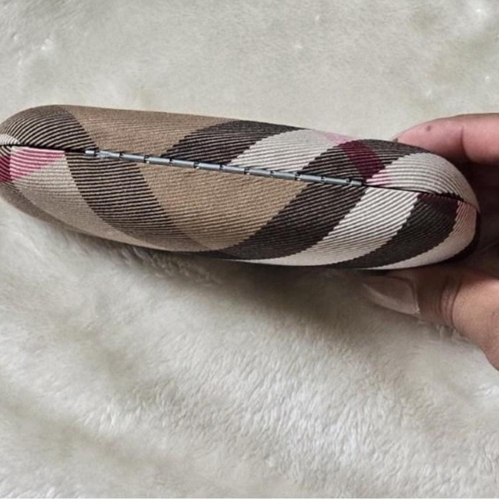 EUC Burberry Sunglass Case