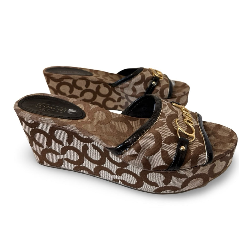 Preloved Authentic Coach Carissa Wedge