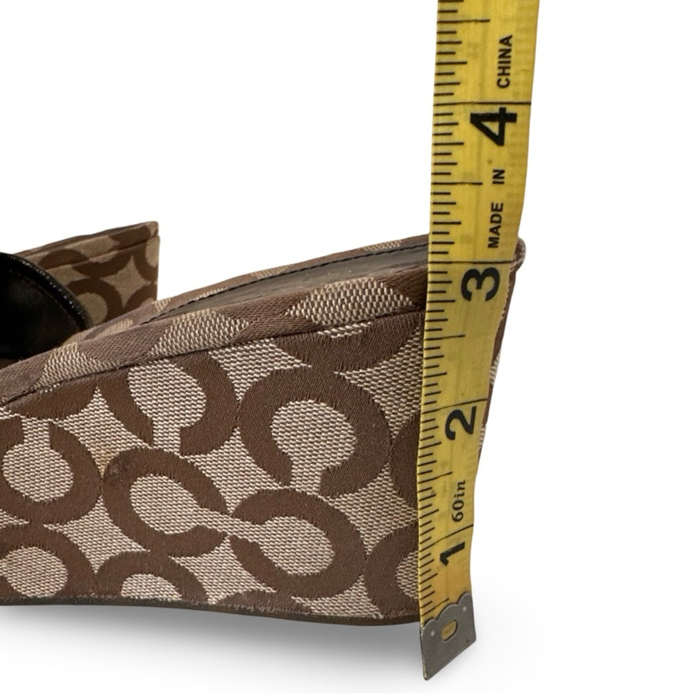 Preloved Authentic Coach Carissa Wedge