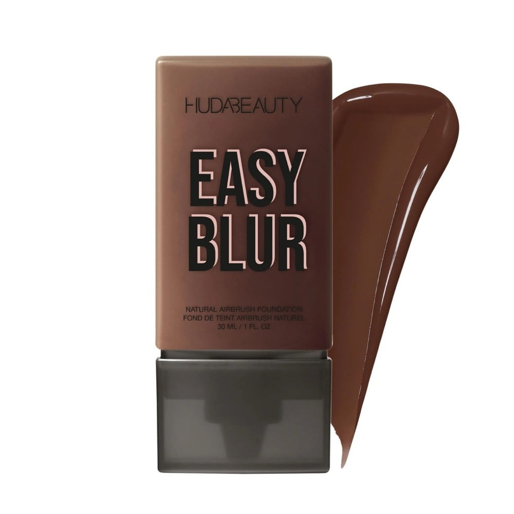 HUDA BEAUTY Easy Blur Foundation - Lava Cake 590R